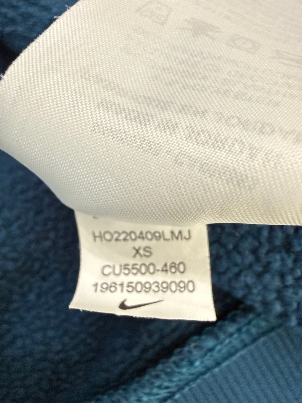 Nike Woman’s Dark Teal Blue Pullover Hoodie with White Swoosh Size XSmall